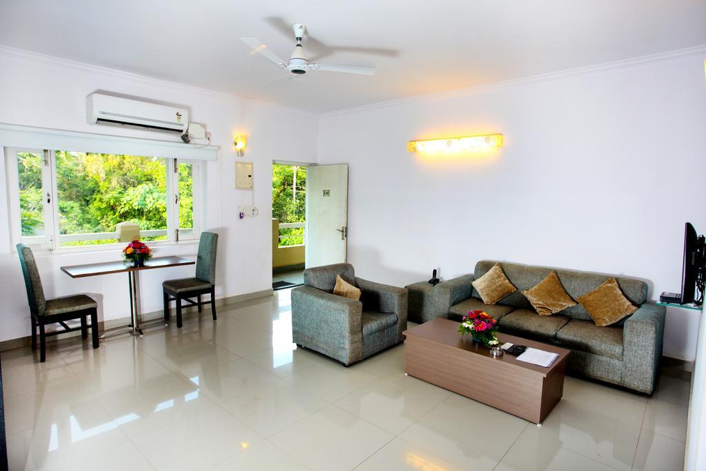 The Belmonte Suites By Ace Vagator Extérieur photo